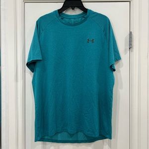 The tech tee, size large.  Shirt is a turquoise color